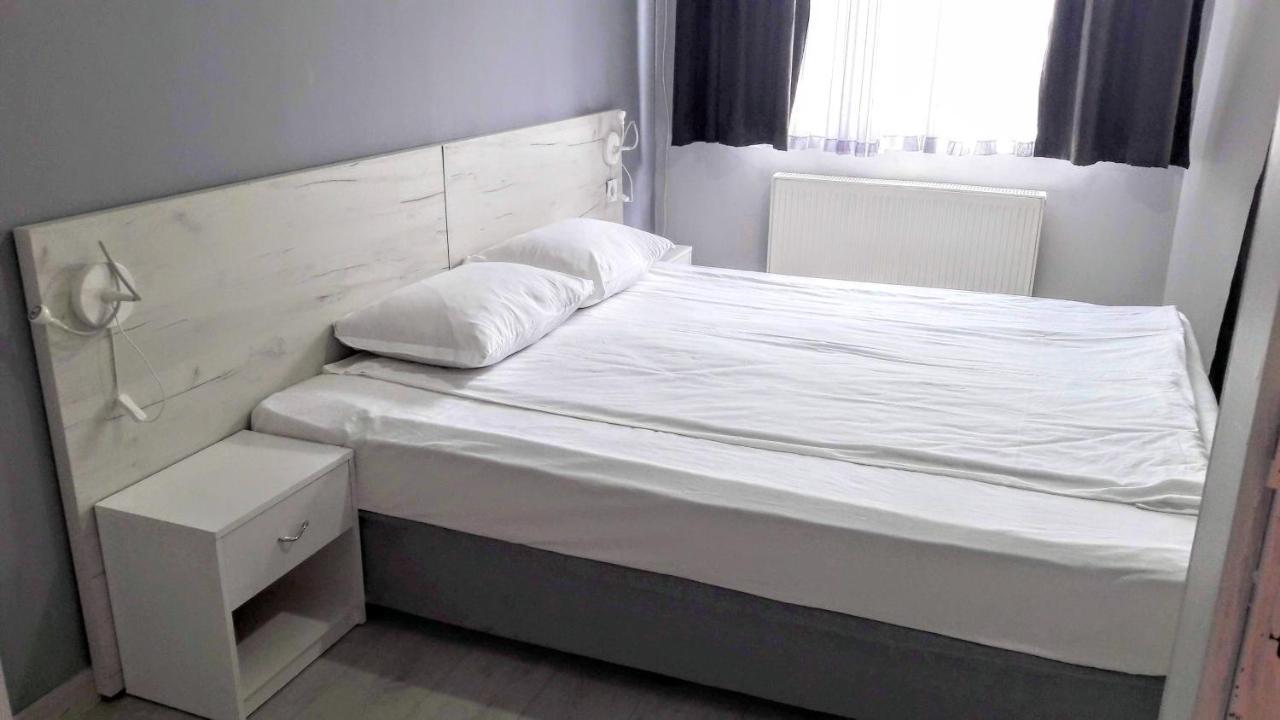 Rio Family Hotel Blagoevgrad Buitenkant foto