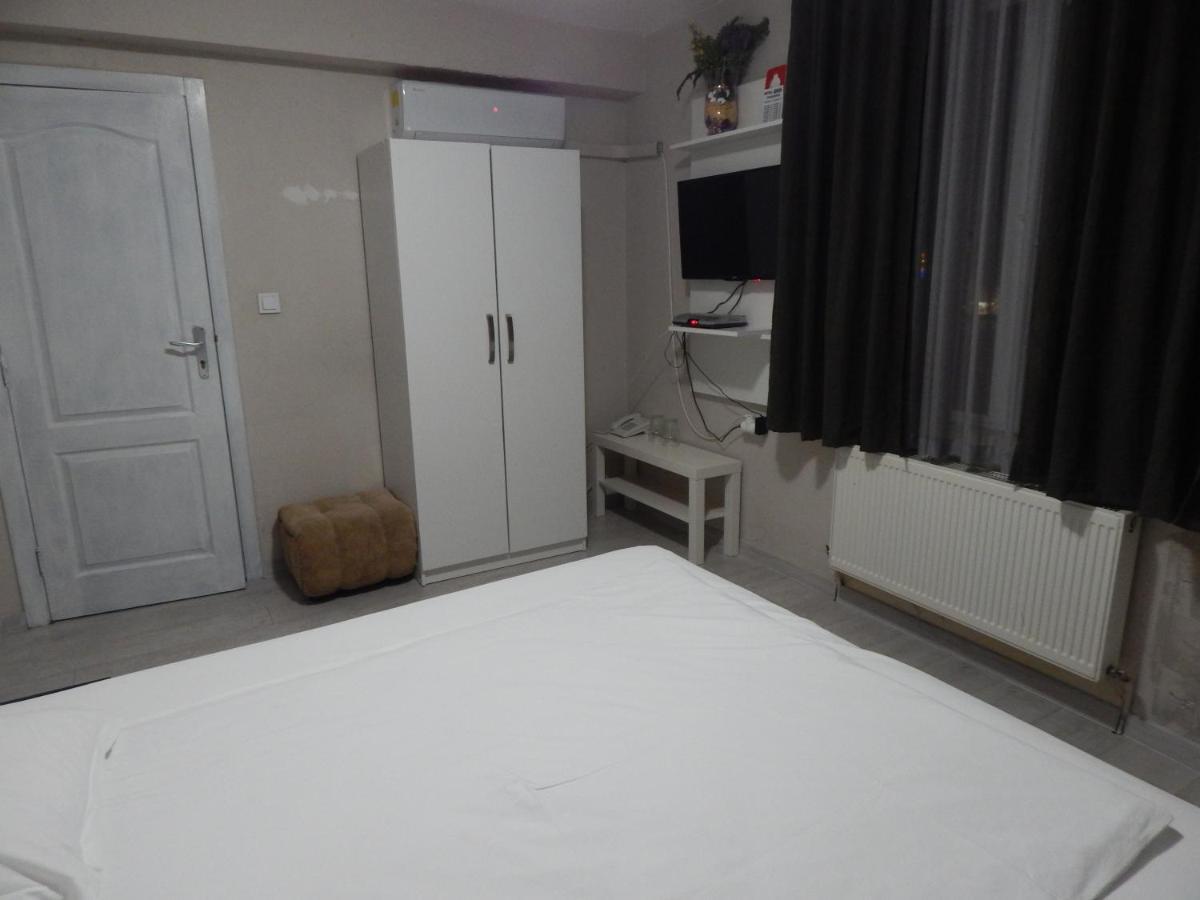 Rio Family Hotel Blagoevgrad Buitenkant foto