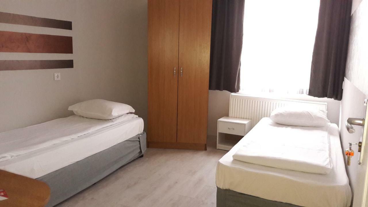 Rio Family Hotel Blagoevgrad Buitenkant foto